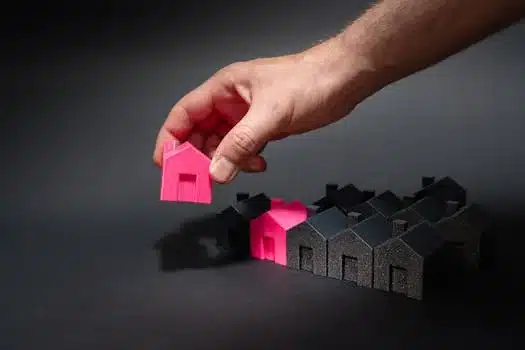 Off-Market vs Auction: 11% Better Returns in 2026